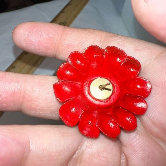 Vintage Painted Metal Poppy Earrings - Picture 6 of 7